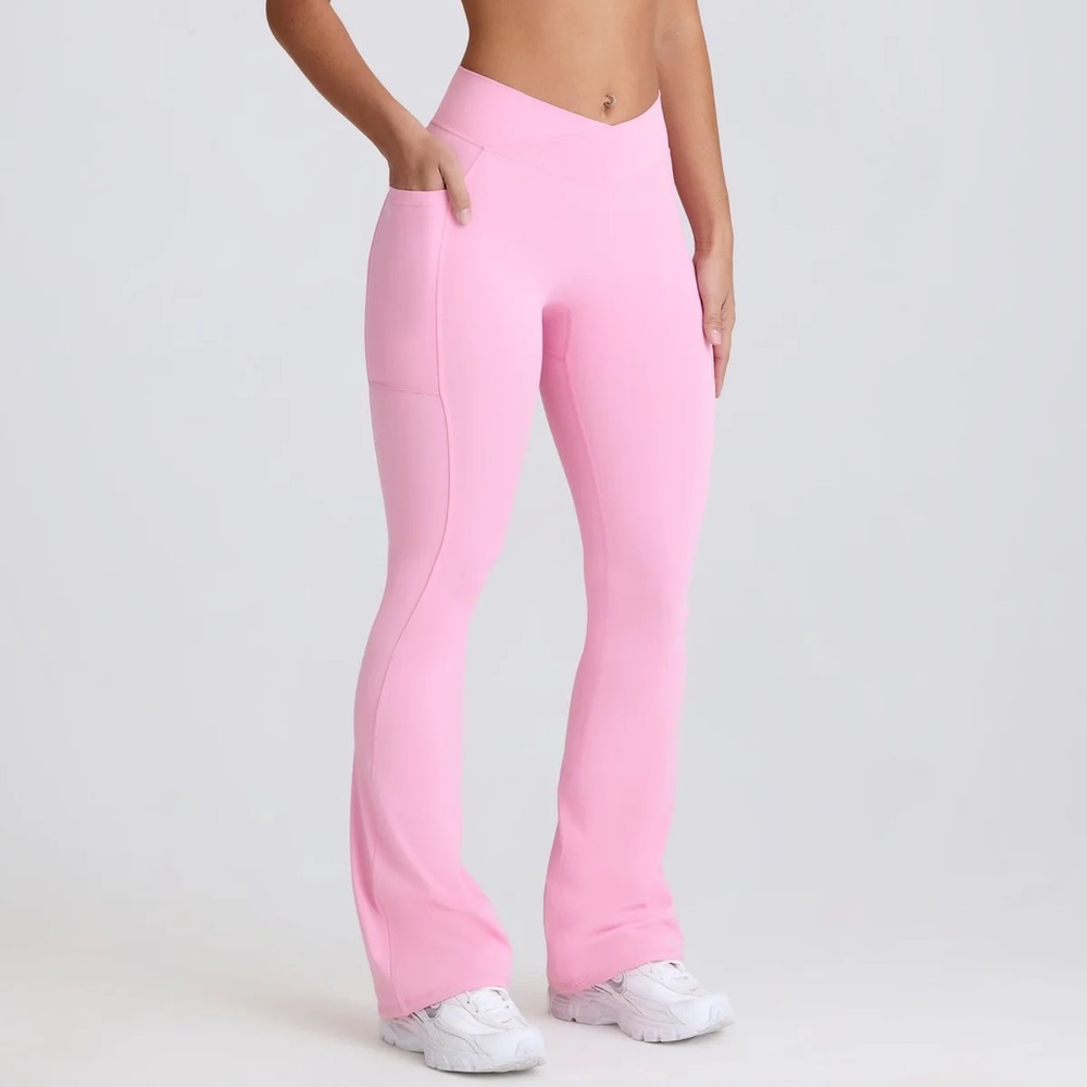 Oh Polly bo+tee soft active flare pants